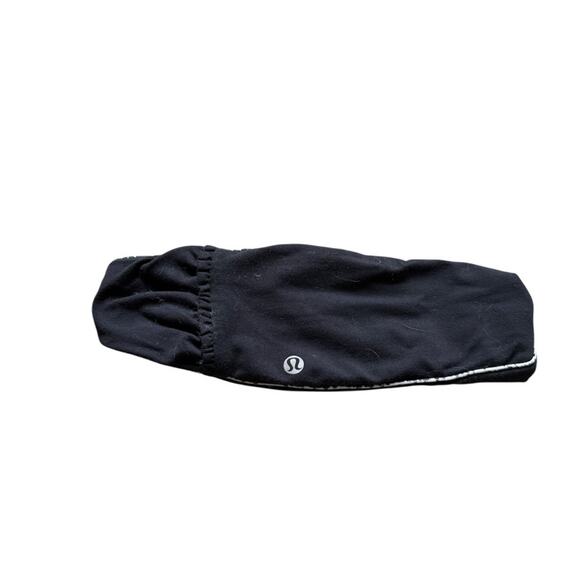 Lululemon sporty running Black Headband that covers ears for the cold - Picture 1 of 5